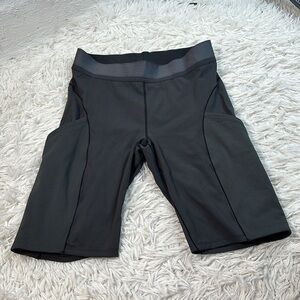 Lululemon Esker Short *lululemon lab Graphite Grey